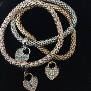 Tri color bracelet with hearts with crystals